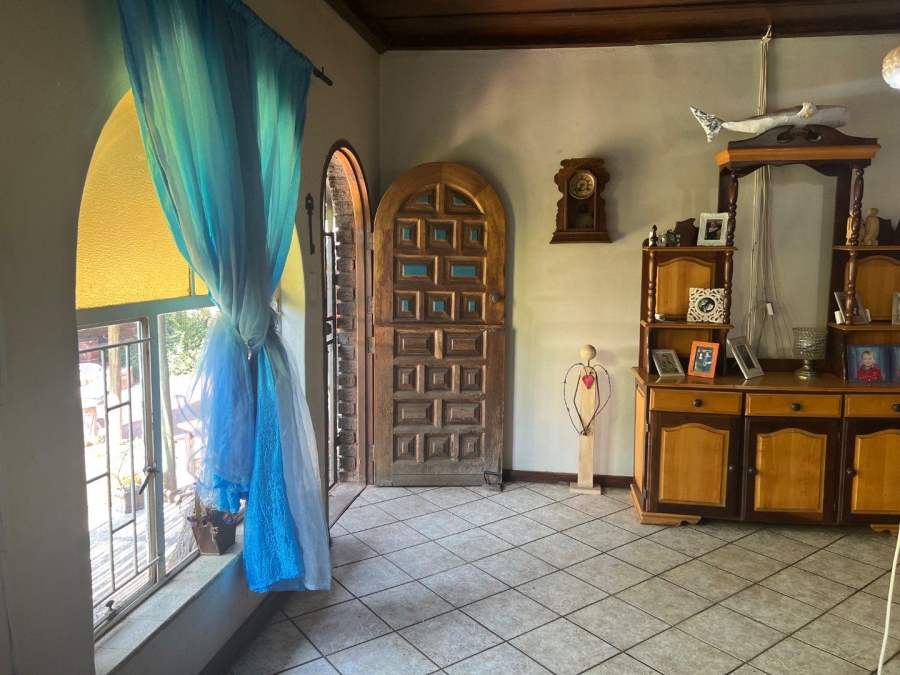 5 Bedroom Property for Sale in Elandsrand North West